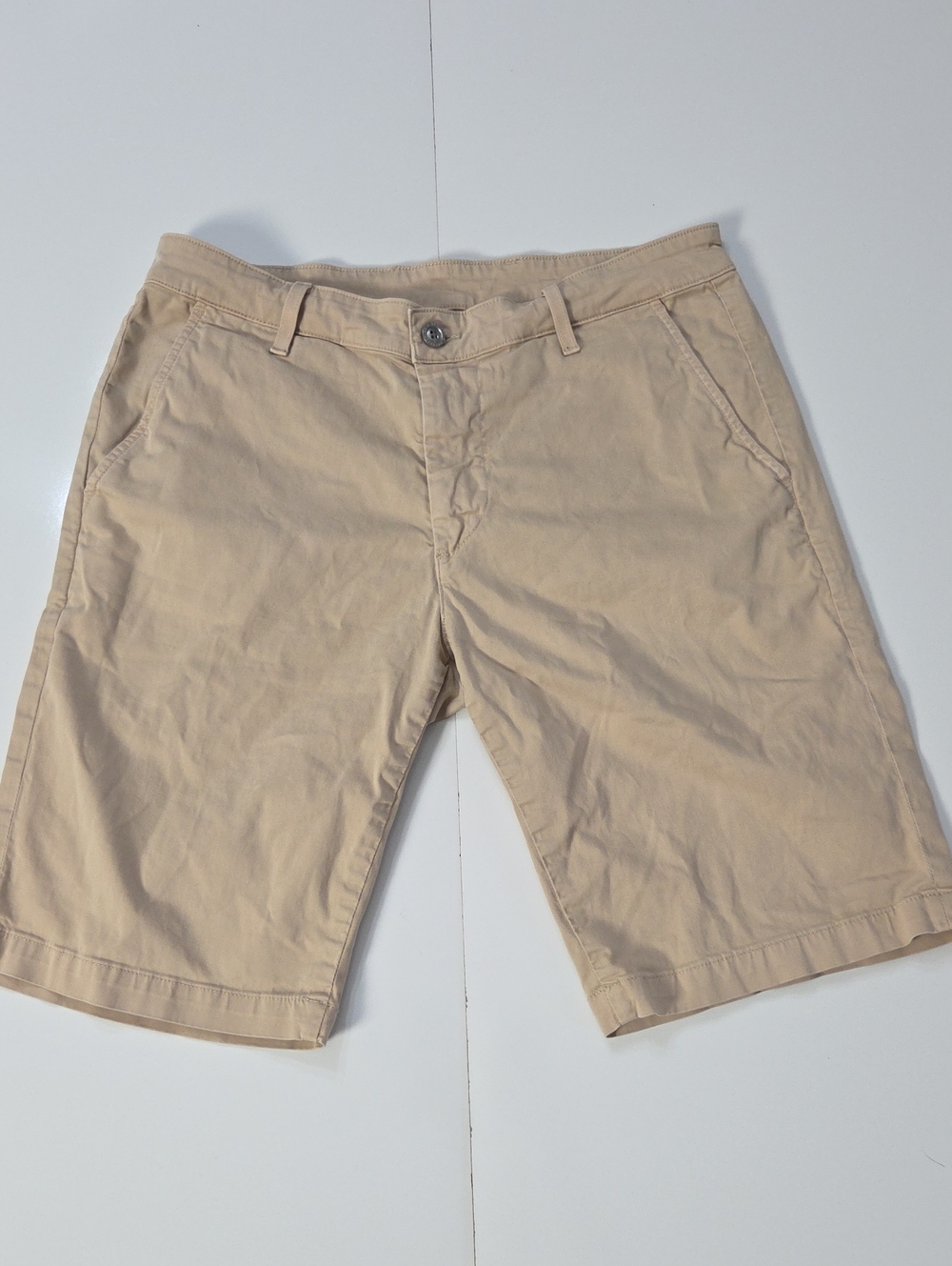 AG Adriano Goldschmied The Griffin Tailored Beige Cotton Blend Shorts 32R